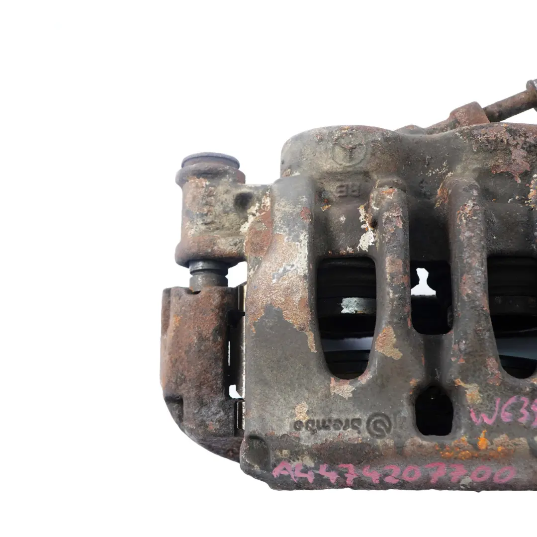 Zacisk Prawy Przód Brembo do Mercedes Vito W639 o numerze A4474207700 Mercedes Vito W639 Zacisk Prawy Przód Brembo - SKU A4474207700 - Numer Części A4474207700
