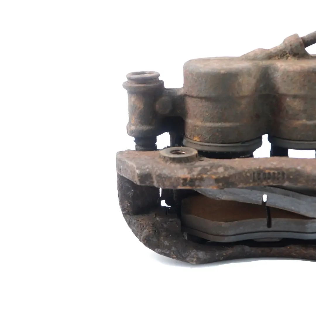 etrier de frein avant gauche Brembo pour Mercedes Vito W639 à propos du numéro de pièce A4474207600 Mercedes Vito W639 etrier de frein avant gauche Brembo - SKU A4474207600 - Numéro de pièce A4474207600