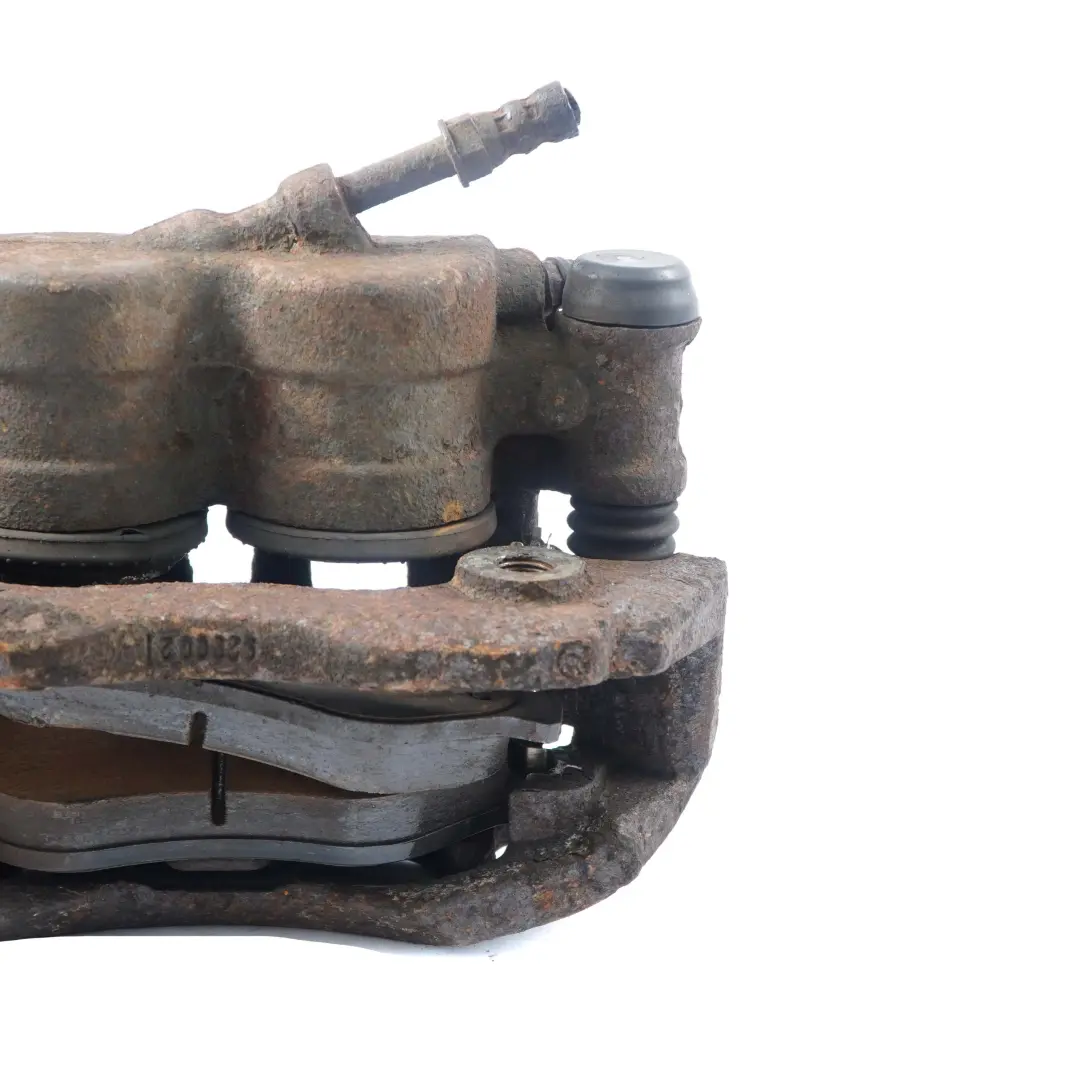 etrier de frein avant gauche Brembo pour Mercedes Vito W639 à propos du numéro de pièce A4474207600 Mercedes Vito W639 etrier de frein avant gauche Brembo - SKU A4474207600 - Numéro de pièce A4474207600