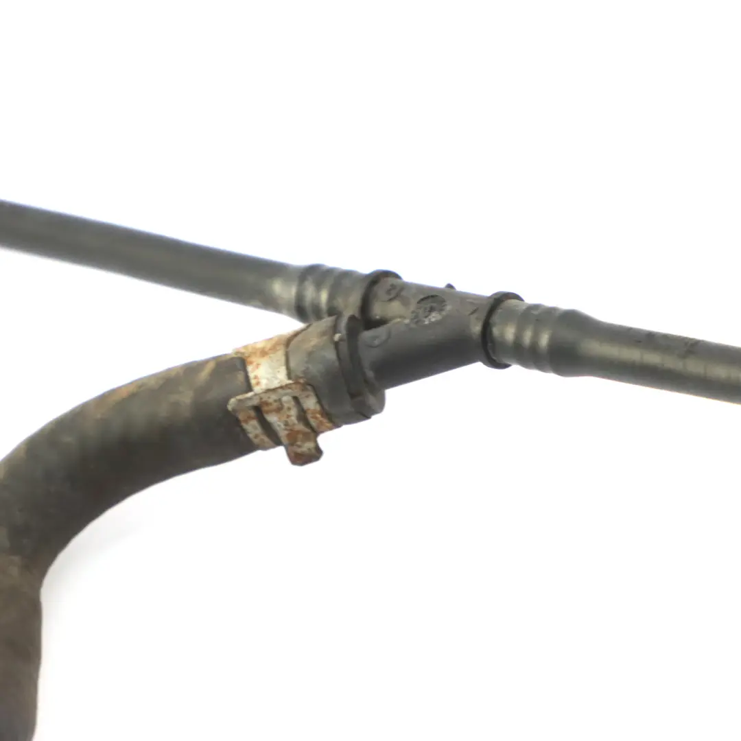 spurgo Mercedes W447 Tubo refrigerante Radiatore Serbatoio espansione per Linea con numero di parte A4475010525 Linea spurgo Mercedes W447 Tubo refrigerante Radiatore Serbatoio espansione - SKU A4475010525 - Numero di parte A4475010525