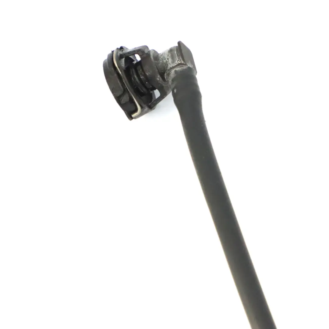 spurgo Mercedes W447 Tubo refrigerante Radiatore Serbatoio espansione per Linea con numero di parte A4475010525 Linea spurgo Mercedes W447 Tubo refrigerante Radiatore Serbatoio espansione - SKU A4475010525 - Numero di parte A4475010525