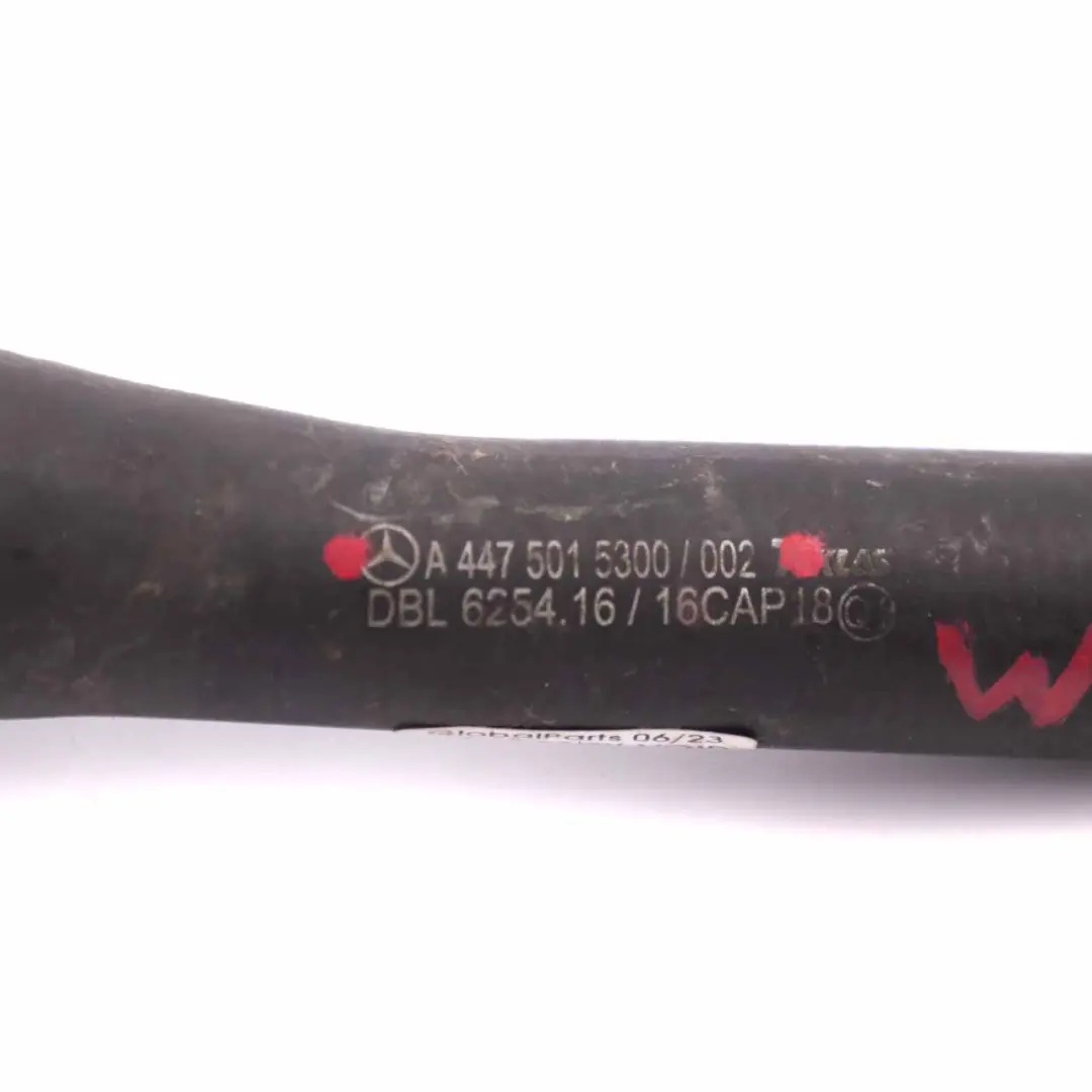 Przewód Wąż Rura Wody do Mercedes W447 o numerze A4475015300 Mercedes W447 Przewód Wąż Rura Wody - SKU A4475015300 - Numer Części A4475015300