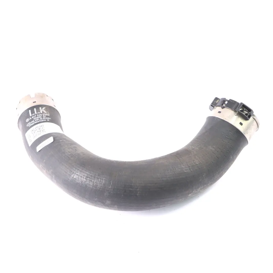 OM651 Wąż Powietrza Intercoolera Prawy do Mercedes W447 o numerze A4475280382 Mercedes W447 OM651 Wąż Powietrza Intercoolera Prawy - SKU A4475280382 - Numer Części A4475280382