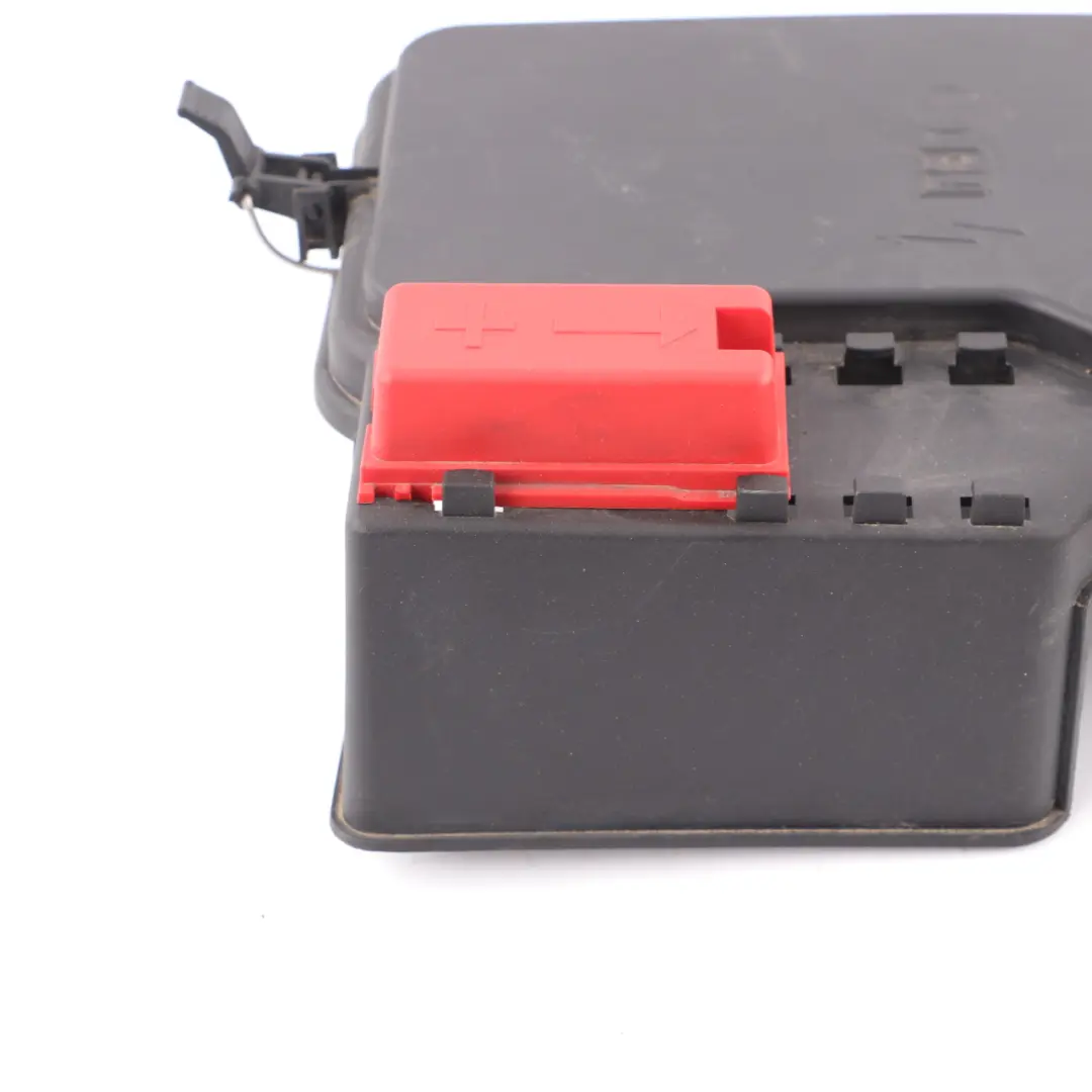 Fuse Box Cover Trim Panel Lid Housing to Mercedes Vito W447 with Part number A4475400082 Mercedes Vito W447 Fuse Box Cover Trim Panel Lid Housing - SKU A4475400082 - Part number A4475400082