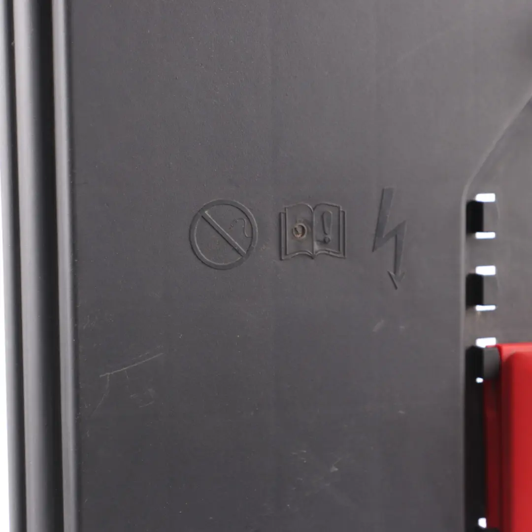 Sicherungs Kasten Abdeckung Panel Deckel Gehäuse für Mercedes Vito W447 mit Teilenummer A4475400082 Mercedes Vito W447 Sicherungs Kasten Abdeckung Panel Deckel Gehäuse - SKU A4475400082 - Teilenummer A4475400082