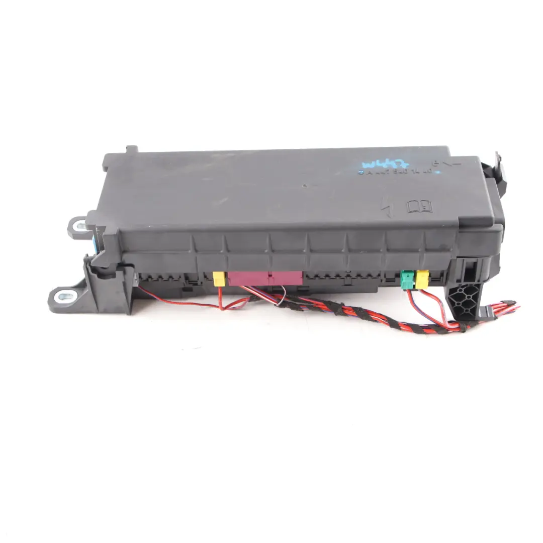 Scatola fusibili Modulo unità controllo relè per Mercedes Vito W447 con numero di parte A4475401440 Mercedes Vito W447 Scatola fusibili Modulo unità controllo relè - SKU A4475401440 - Numero di parte A4475401440