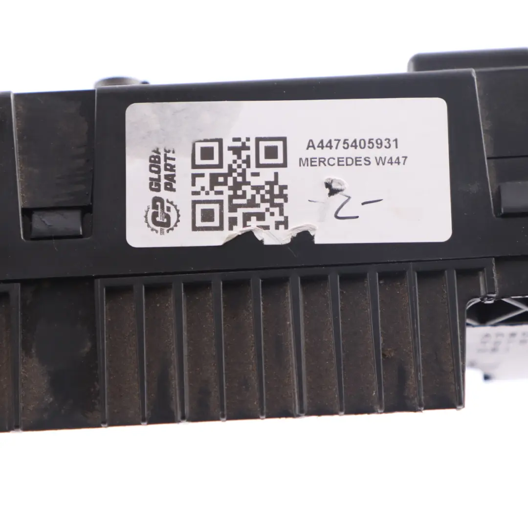 Module De Boîte À Fusibles Et Relais pour Mercedes Vito W447 à propos du numéro de pièce A4475405931 Mercedes Vito W447 Module De Boîte À Fusibles Et Relais - SKU A4475405931 - Numéro de pièce A4475405931