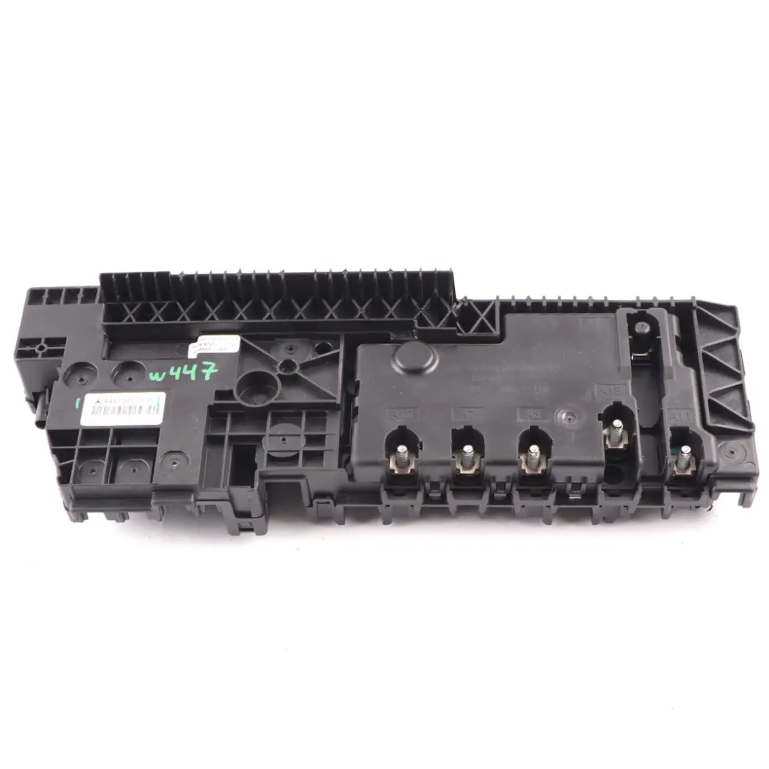 Caja fusibles pasajero delantero Módulo control para Mercedes Vito W447 con número de pieza A4475407880 Mercedes Vito W447 Caja fusibles pasajero delantero Módulo control - SKU A4475407880 - Número de pieza A4475407880