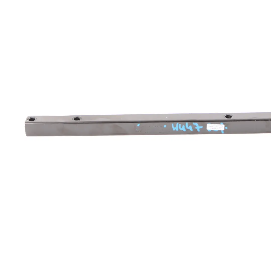 Mercedes W447 Traverse de Cloison Fixation de Mur Equerre - SKU A4476100002 - Numéro de pièce A4476100002