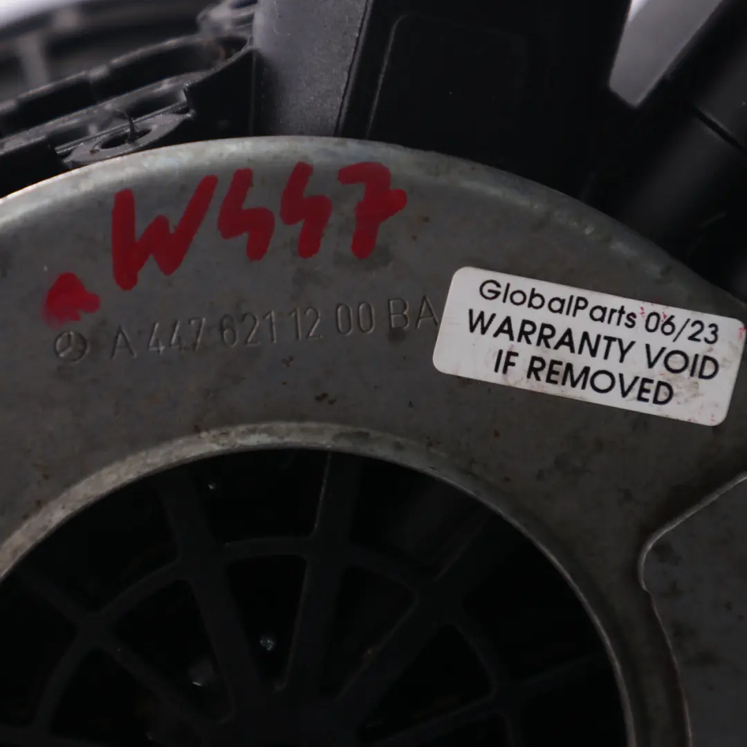 OM654 Filtro carburante motore Alloggiamento per Mercedes Vito W447 con numero di parte A4476211200 Mercedes Vito W447 OM654 Filtro carburante motore Alloggiamento - SKU A4476211200 - Numero di parte A4476211200