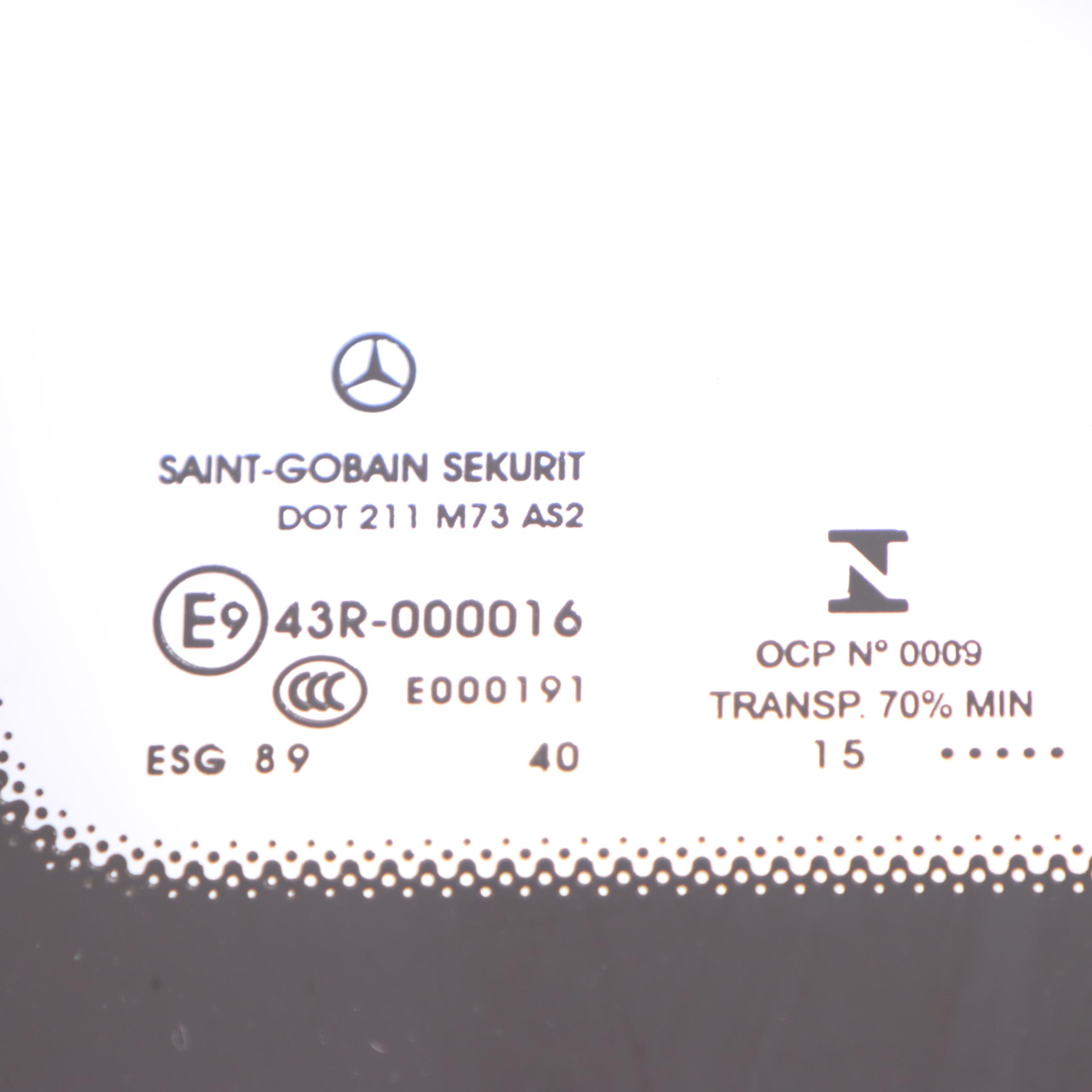 Vitre Fixe Avant Droite Pour Mercedes Vito W447 – Référence A4476730205, Origine Allemagne