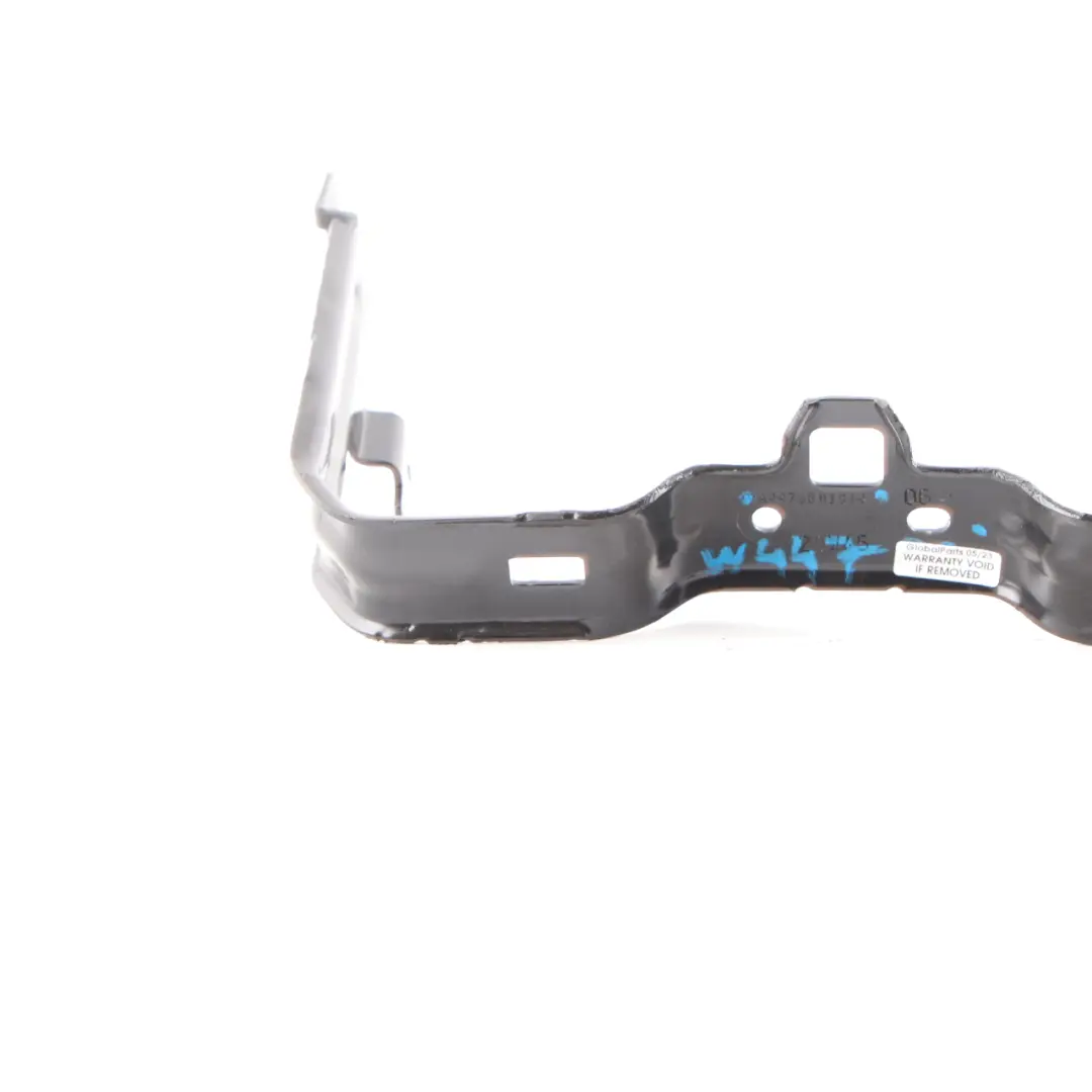 Soporte inferior para consola central Mercedes Vito W447 para con número de pieza A4476801014 Soporte inferior para consola central Mercedes Vito W447 - SKU A4476801014 - Número de pieza A4476801014