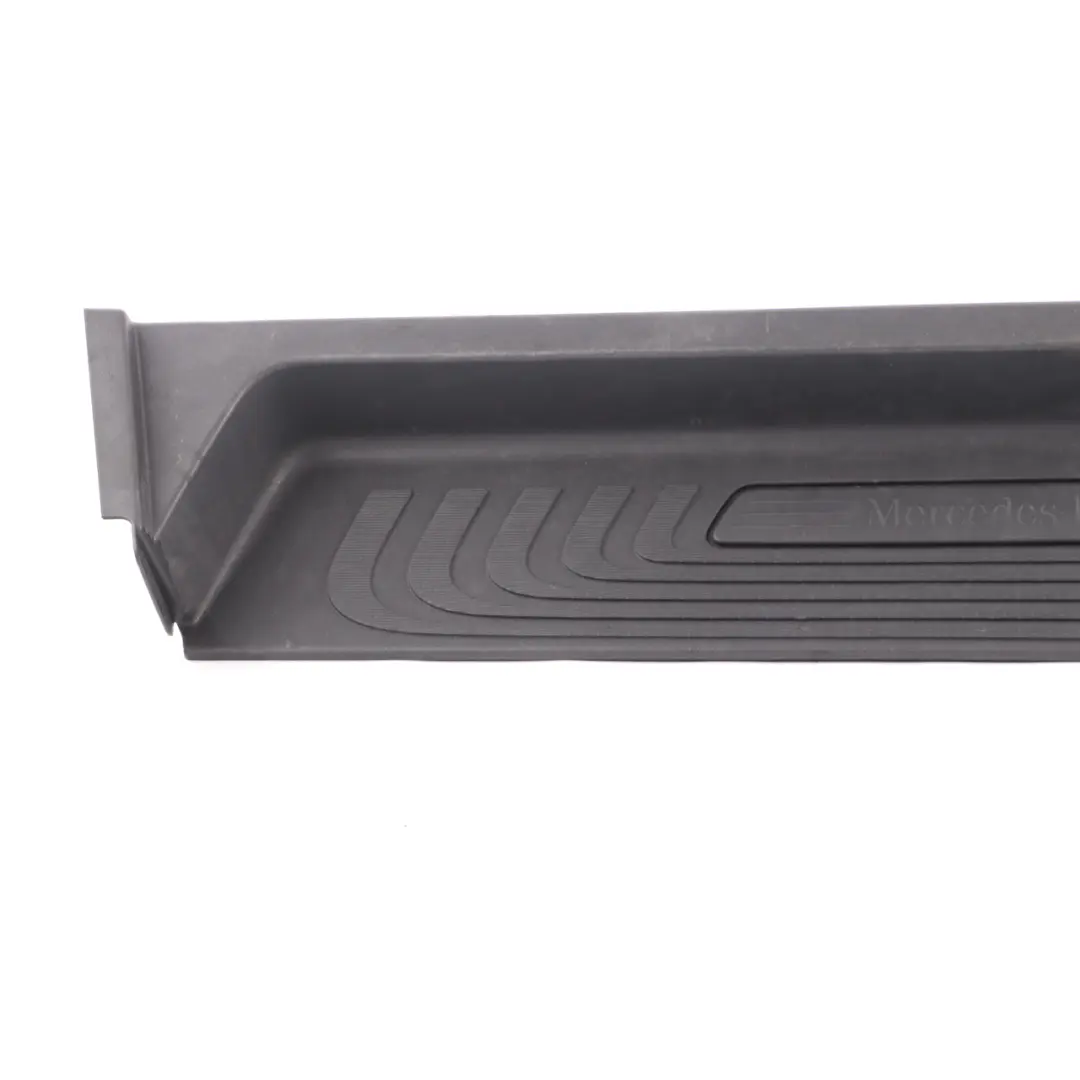 Mercedes W447 Coperchio Porta Scorrevole Laterale Sinistra Piastra Step Trim - SKU A4476803106 - Numero di parte A4476803106