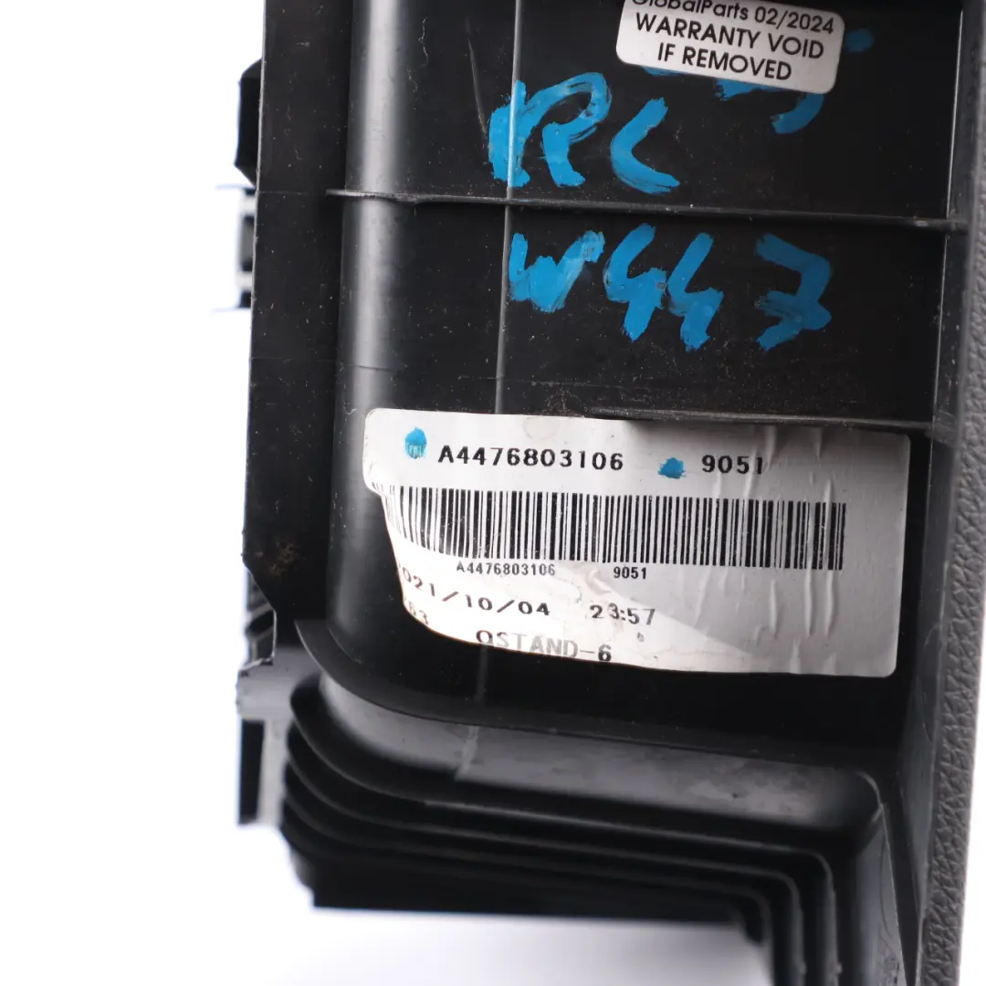 Seite Schiebetür Abdeckung Links Schritt Platte Trim für Mercedes W447 mit Teilenummer A4476803106 Mercedes W447 Seite Schiebetür Abdeckung Links Schritt Platte Trim - SKU A4476803106 - Teilenummer A4476803106