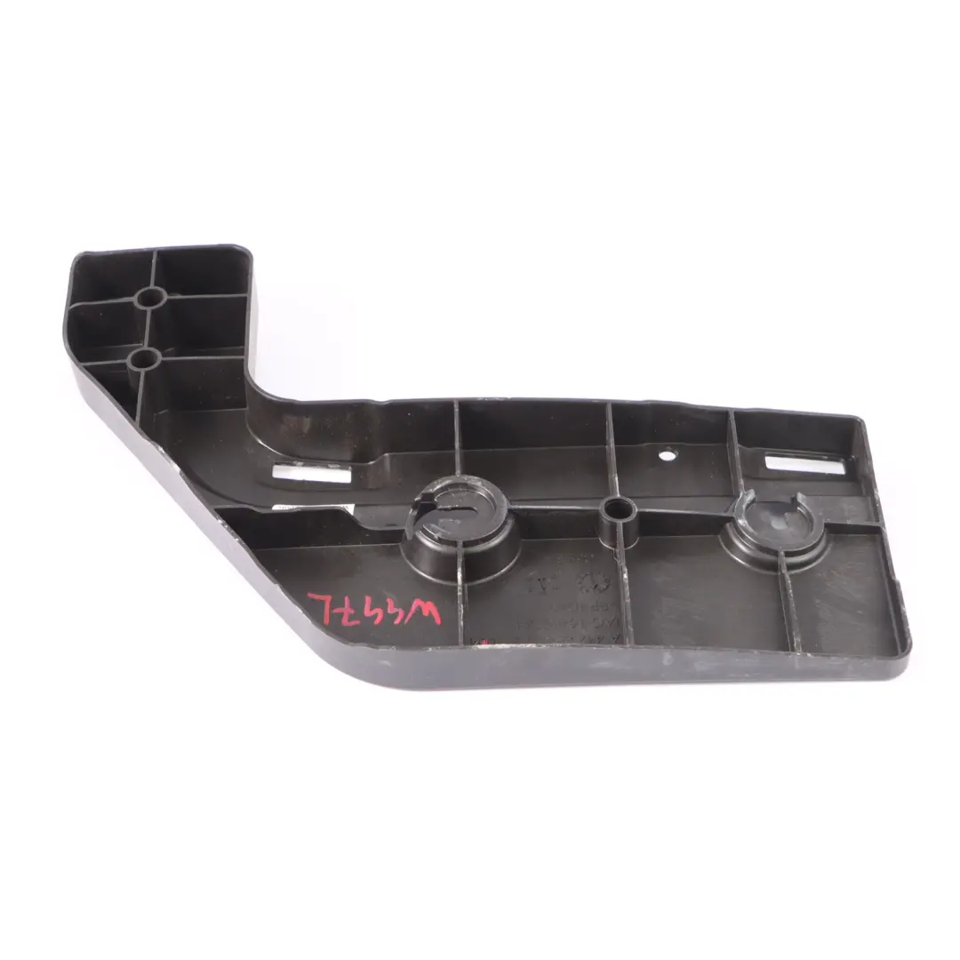 Mercedes W447 Vordere linke Montage Bodenhalterung Verstrebung - SKU A4476840137 - Teilenummer A4476840137