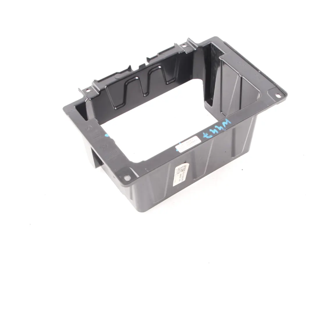 Radio Estéreo Montaje Soporte Marco Envolvente para Mercedes Vito W447 con número de pieza A4476890031 Mercedes Vito W447 Radio Estéreo Montaje Soporte Marco Envolvente - SKU A4476890031 - Número de pieza A4476890031