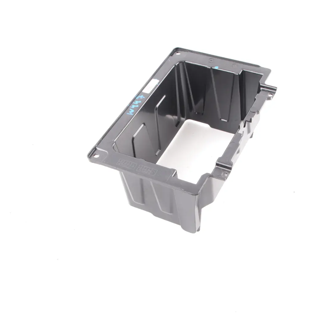 Mercedes Vito W447 Radio Stereo Halterung Rahmen Umgebung Trim - SKU A4476890031 - Teilenummer A4476890031