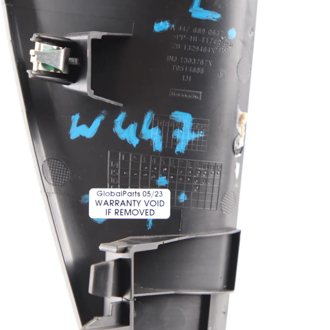 Salpicadero Tapa Lateral Delantero Izquierdo para Mercedes Vito W447 con número de pieza A4476890637 Mercedes Vito W447 Salpicadero Tapa Lateral Delantero Izquierdo - SKU A4476890637 - Número de pieza A4476890637