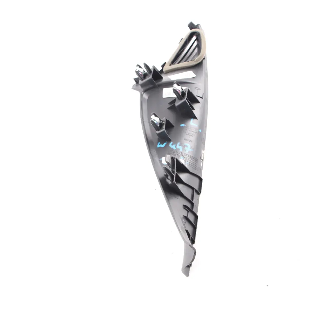 Dashboard Trim Abdeckung Seitenwand vorne links für Mercedes Vito W447 mit Teilenummer A4476890637 Mercedes Vito W447 Dashboard Trim Abdeckung Seitenwand vorne links - SKU A4476890637 - Teilenummer A4476890637