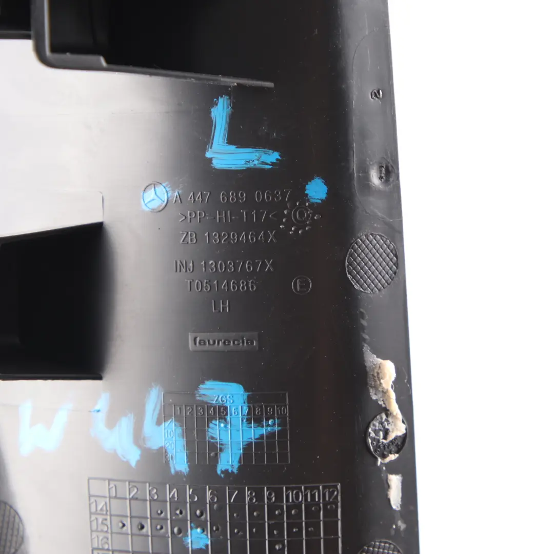 Dashboard Trim Abdeckung Seitenwand vorne links für Mercedes Vito W447 mit Teilenummer A4476890637 Mercedes Vito W447 Dashboard Trim Abdeckung Seitenwand vorne links - SKU A4476890637 - Teilenummer A4476890637