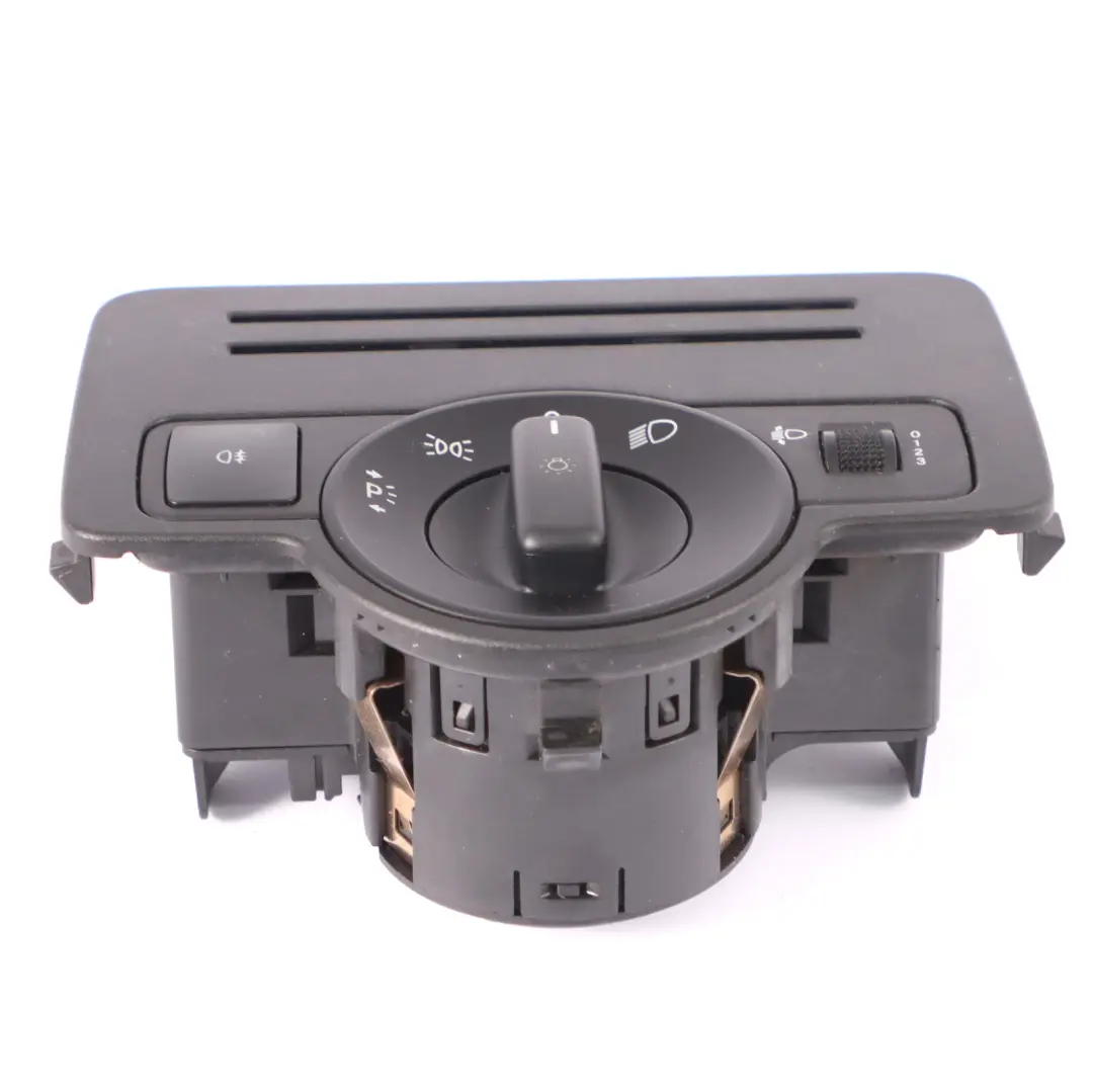 Interrupteur d'éclairage Panneau contrôle phares pour Mercedes Vito W447 à propos du numéro de pièce A4476891039 Mercedes Vito W447 Interrupteur d'éclairage Panneau contrôle phares - SKU A4476891039 - Numéro de pièce A4476891039