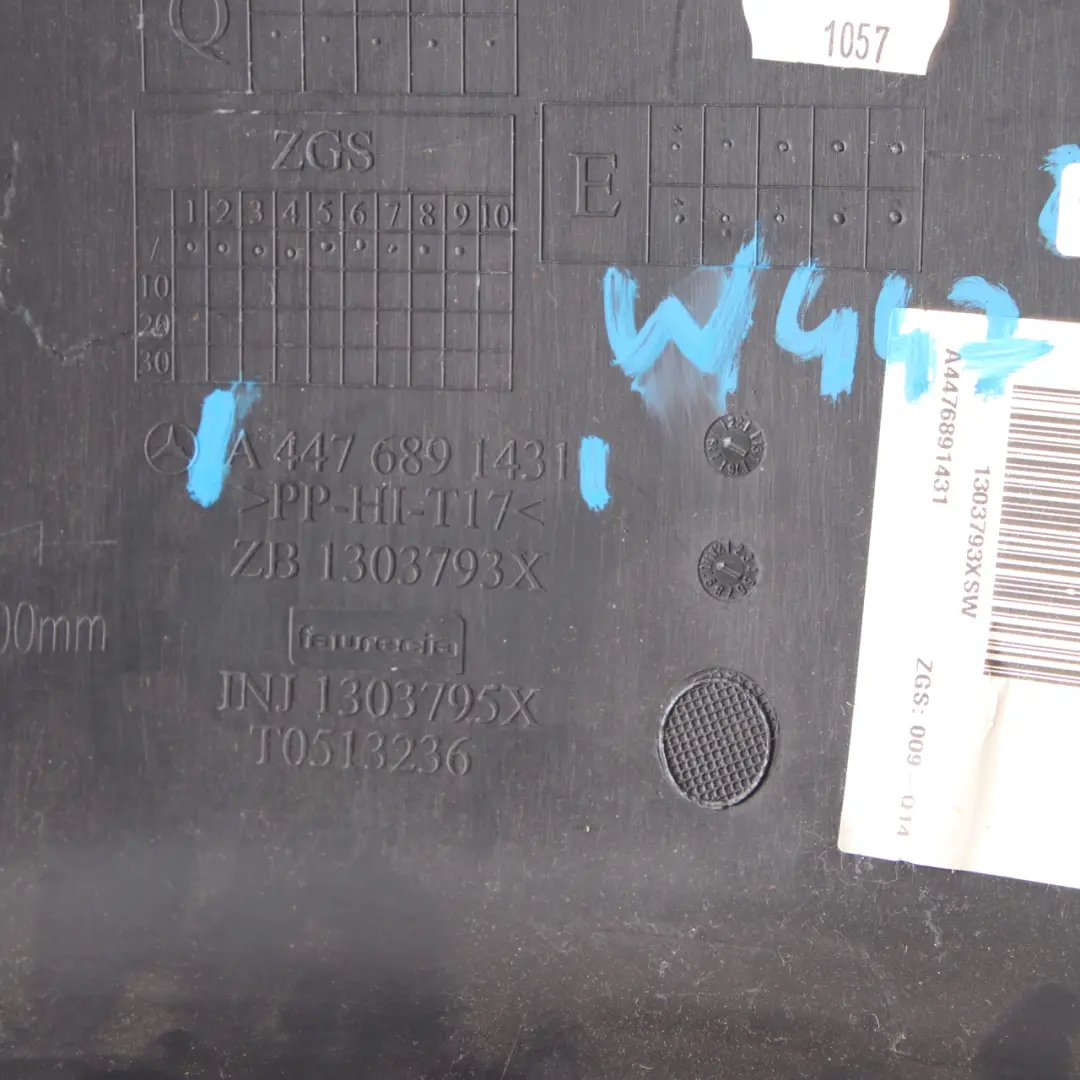 Centre Console Dashboard Cover Trim Panel Black to Mercedes Vito W447 with Part number A4476891431 Mercedes Vito W447 Centre Console Dashboard Cover Trim Panel Black - SKU A4476891431 - Part number A4476891431