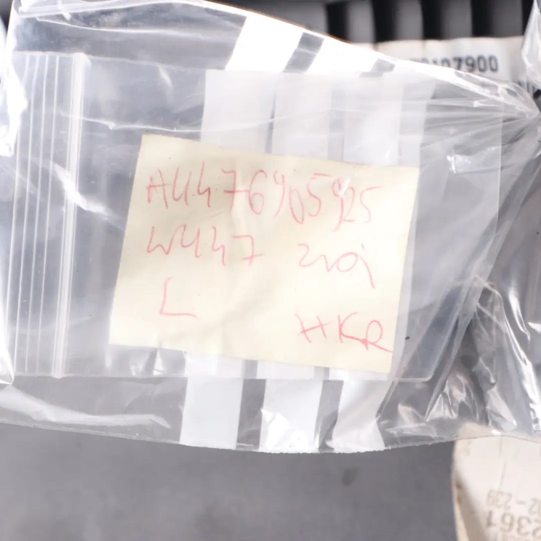 Mercedes Vito W447 B Säulenverkleidung Abdeckung Säule Unten Links - SKU A4476905925 - Teilenummer A4476905925