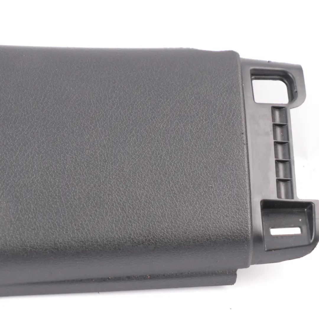 Couvre-pilier Colonne Panneau inférieur gauche pour Mercedes Vito W447 B à propos du numéro de pièce A4476905925 Mercedes Vito W447 B Couvre-pilier Colonne Panneau inférieur gauche - SKU A4476905925 - Numéro de pièce A4476905925