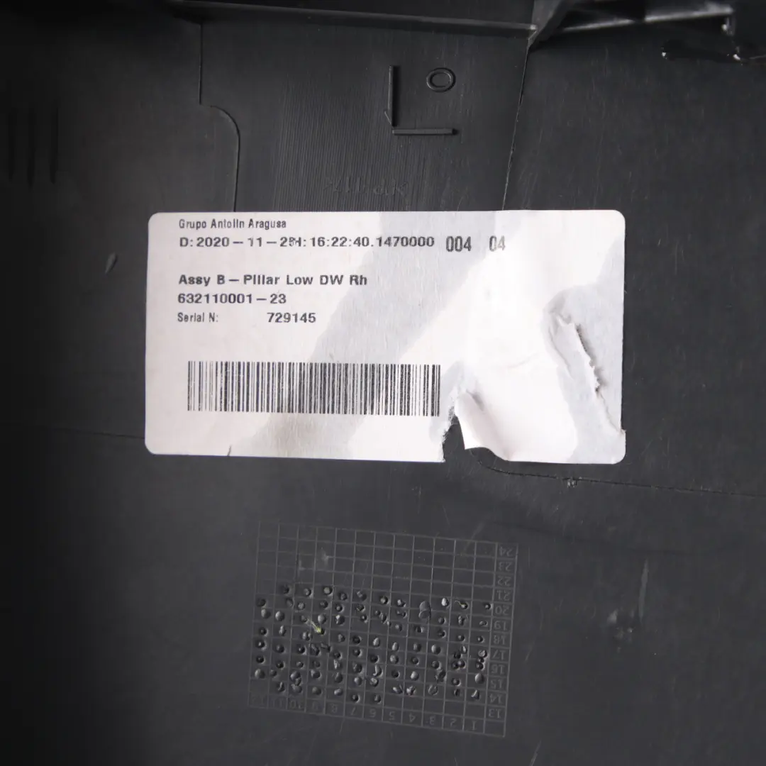 Trim Cover B-Pillar Right O/S Interior Lower Panel A4476906525 to Mercedes W447 with Part number A4476929103 Mercedes W447 Trim Cover B-Pillar Right O/S Interior Lower Panel A4476906525 - SKU A4476929103 - Part number A4476929103