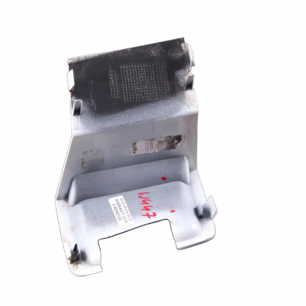 Door Hinge Cover Left N/S Trunk Arctic White 9147 to Mercedes W447 Rear with Part number A4476940403 Mercedes W447 Rear Door Hinge Cover Left N/S Trunk Arctic White 9147 - SKU A4476940403-ARW - Part number A4476940403