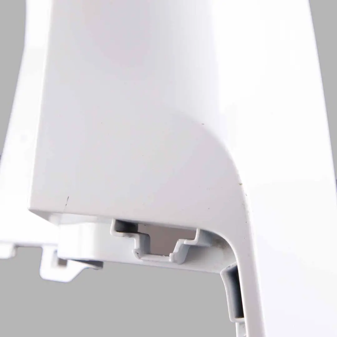 Mercedes W447 Rear Lamp Light Bracket Trim Cover Right O/S Arctic White - 9147 - SKU A4476941725-ARW - Part number A4476941725