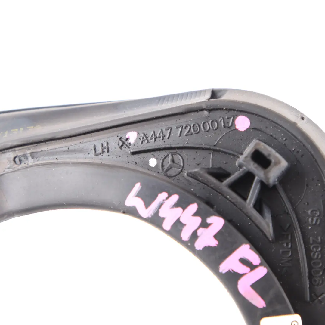 Guarnizione Finestra Porta Anteriore Sinistra per Mercedes Vito W447 con numero di parte A4477200017 Mercedes Vito W447 Guarnizione Finestra Porta Anteriore Sinistra - SKU A4477200017 - Numero di parte A4477200017