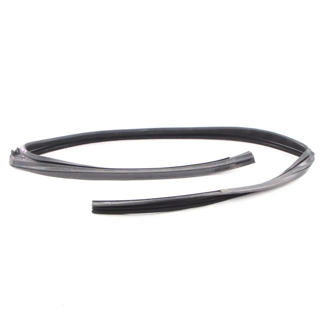 Window Seal Front Left Door to Mercedes Vito W447 with Part number A4477200017 Mercedes Vito W447 Window Seal Front Left Door - SKU A4477200017 - Part number A4477200017