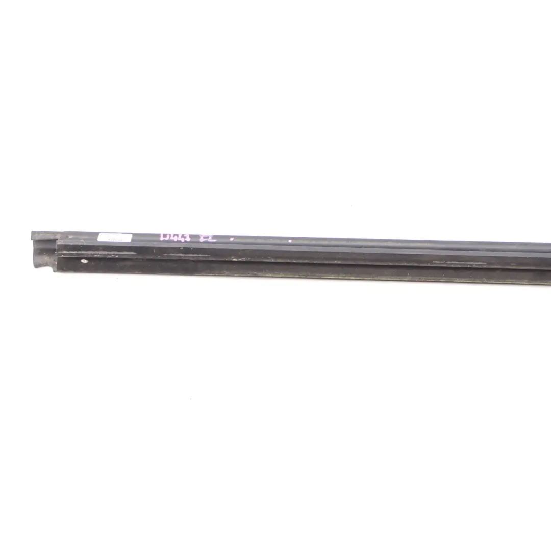 Mercedes Vito W447 Window Seal Door Front Left Gasket Strip - SKU A4477200324 - Part number A4477200324