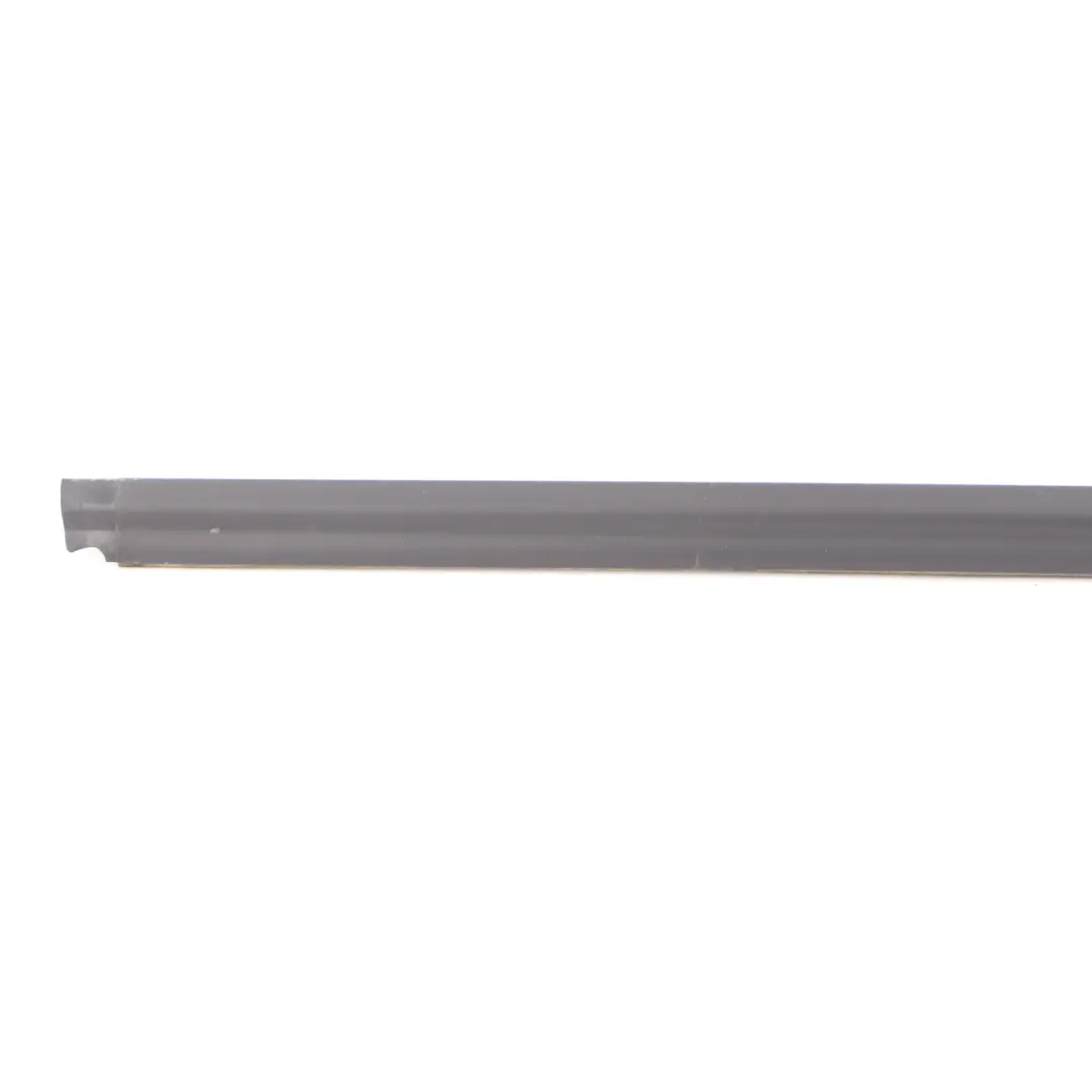 Mercedes W447 Guarnizione Finestra Porta Anteriore Destra Striscia - SKU A4477200424 - Numero di parte A4477200424