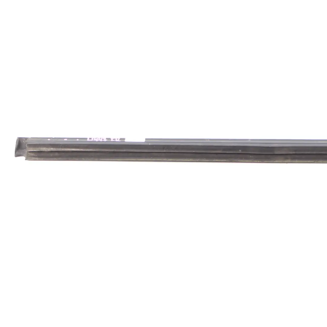 Mercedes Vito W447 Window Seal Door Front Right Gasket Strip - SKU A4477200424 - Part number A4477200424