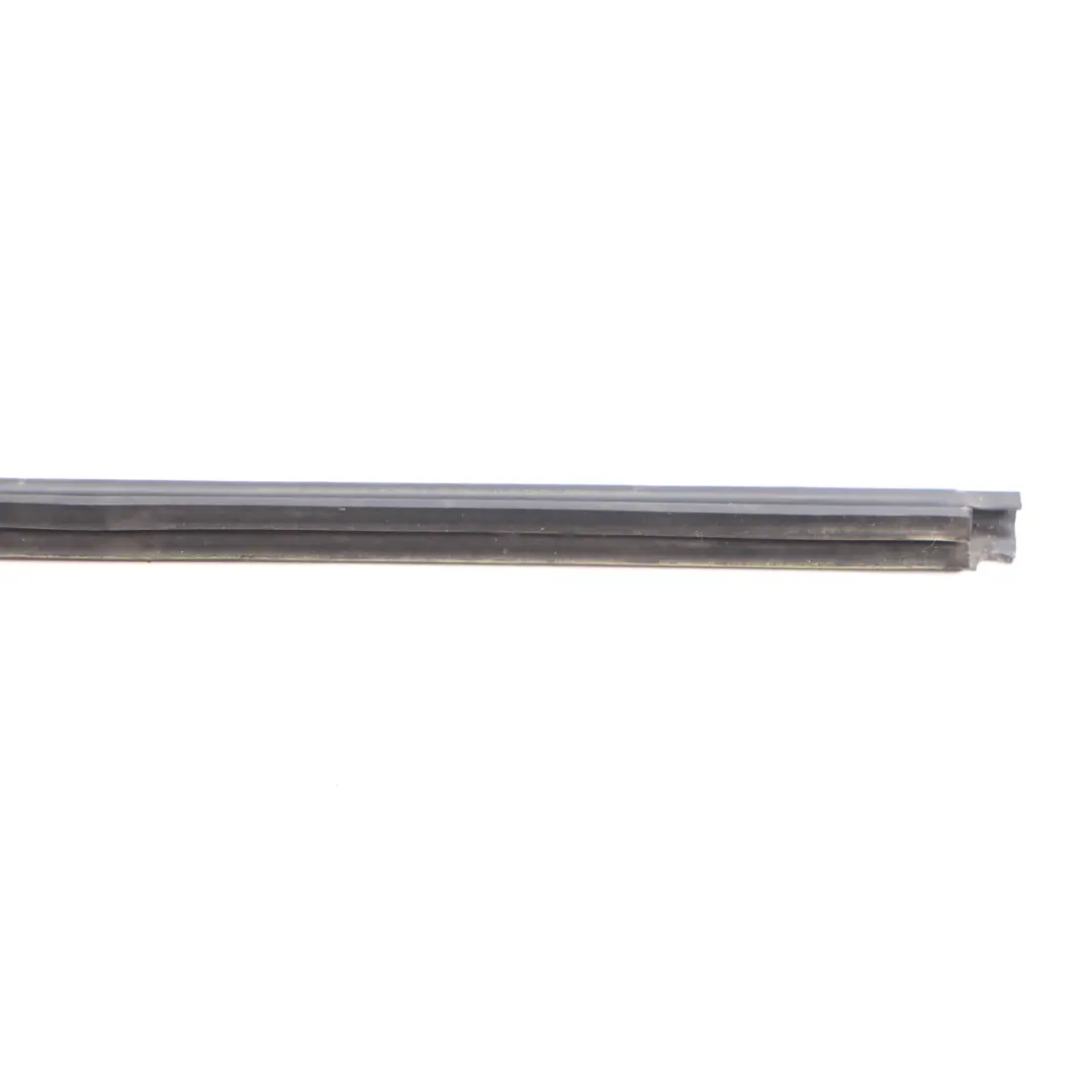 Mercedes Vito W447 Joint de Fenêtre Porte Avant Droite - SKU A4477200424 - Numéro de pièce A4477200424