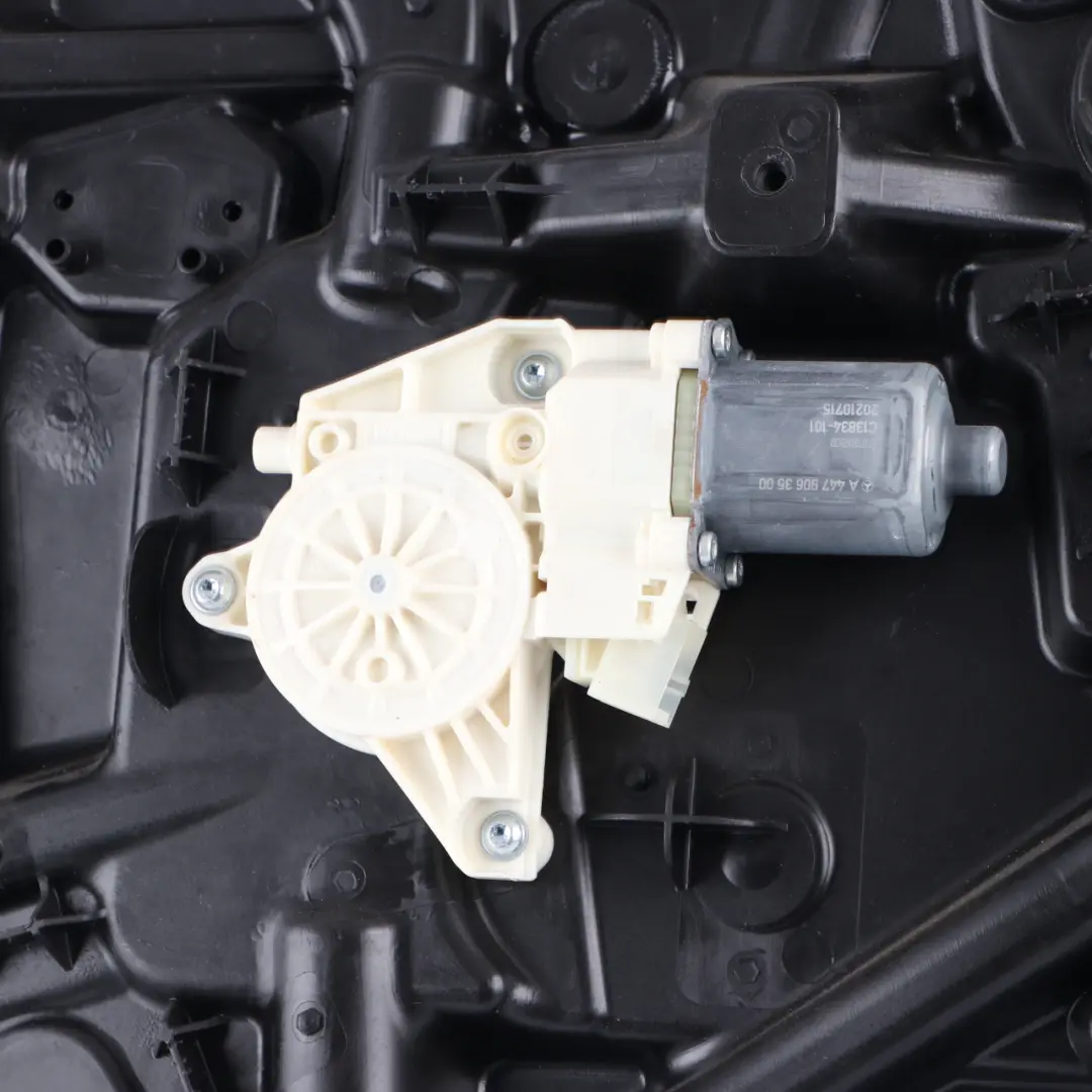 Window Lifter Regulator Door Front Left to Mercedes Vito W447 with Part number A4477203900 Mercedes Vito W447 Window Lifter Regulator Door Front Left - SKU A4477203900 - Part number A4477203900