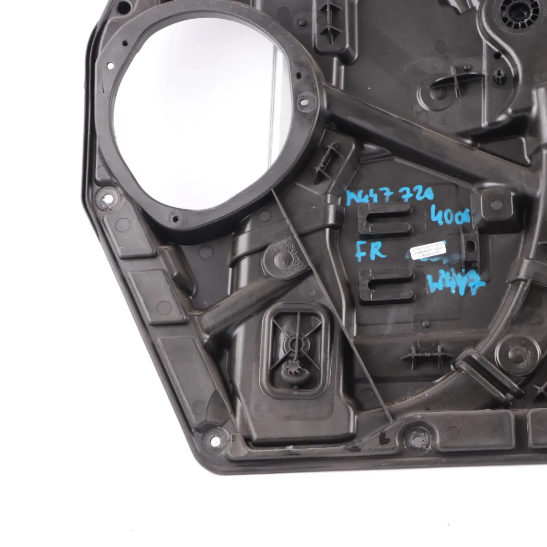 Fensterheber Regulator Tür Vorne Rechts für Mercedes Vito W447 mit Teilenummer A4477204000 Mercedes Vito W447 Fensterheber Regulator Tür Vorne Rechts - SKU A4477204000 - Teilenummer A4477204000