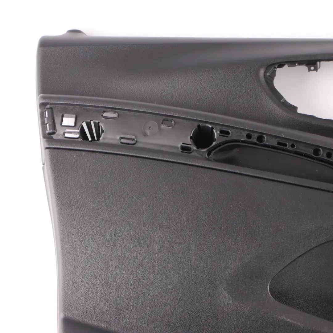 Scheda Porta Anteriore Sinistra Classe V Trim Nero per Mercedes Vito W447 con numero di parte A4477207100 Mercedes Vito W447 Scheda Porta Anteriore Sinistra Classe V Trim Nero - SKU A4477207100-1 - Numero di parte A4477207100