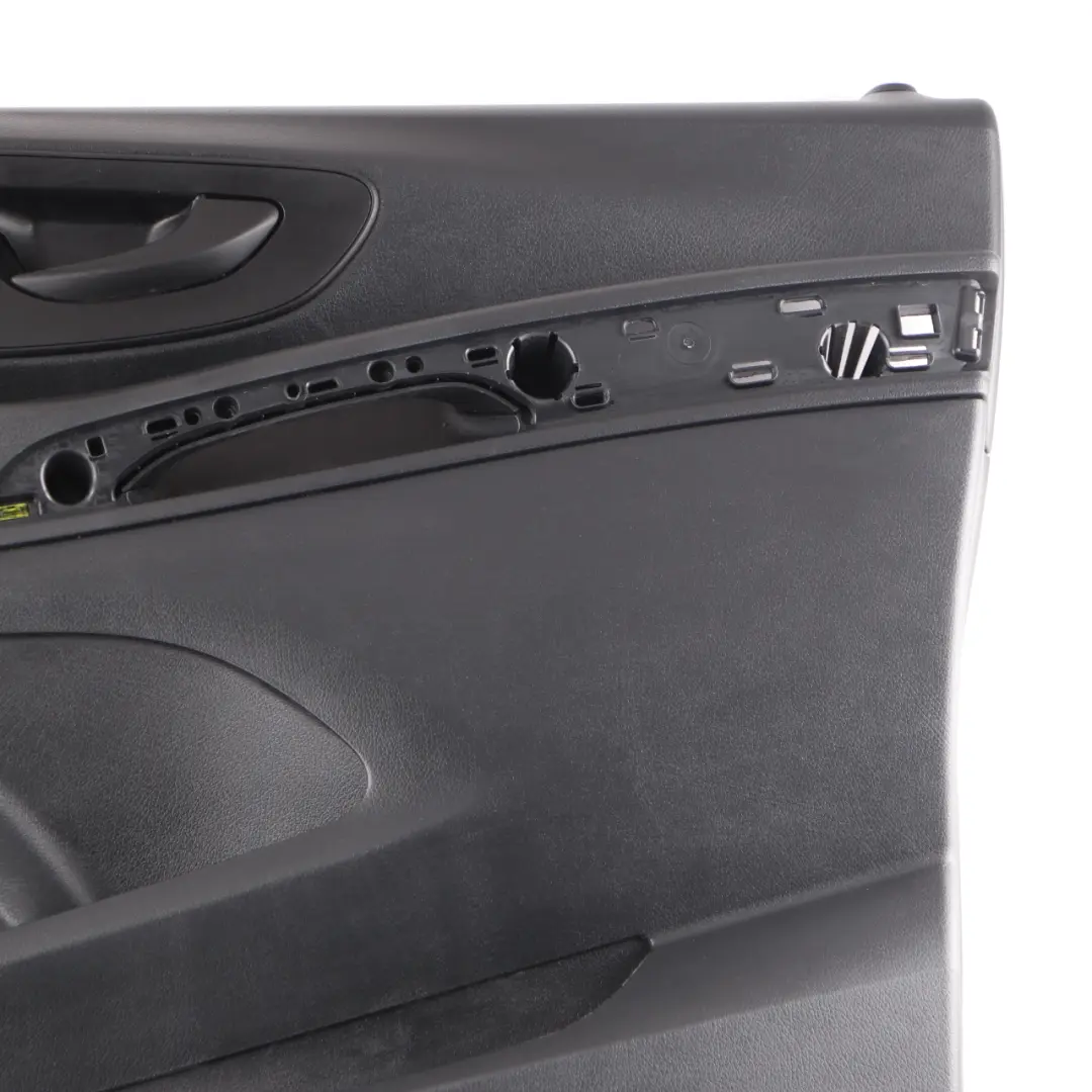 Scheda Porta Anteriore Destra Rivestimento Pannello Trim Nero per Mercedes Vito W447 con numero di parte A4477207200 Mercedes Vito W447 Scheda Porta Anteriore Destra Rivestimento Pannello Trim Nero - SKU A4477207200 - Numero di parte A4477207200