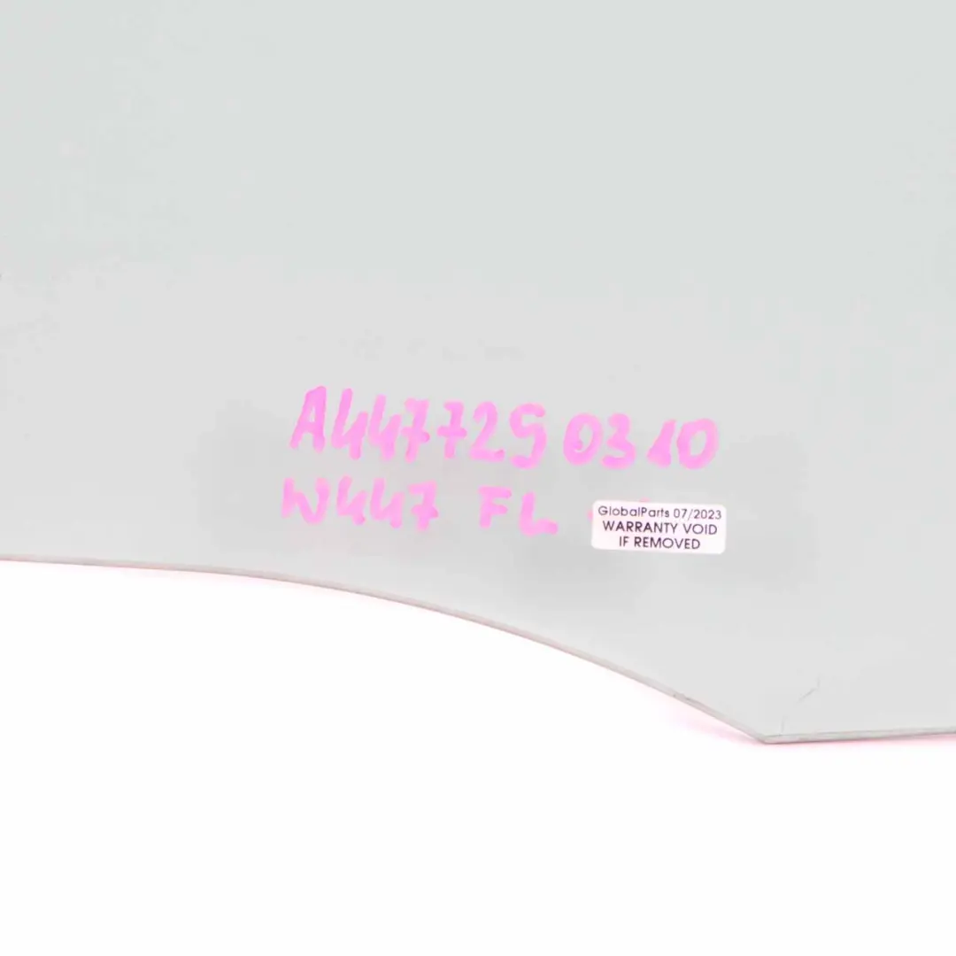 Fenster Glas Vordertür Links Verglasung AS2 für Mercedes Vito W447 mit Teilenummer A4477250310 Mercedes Vito W447 Fenster Glas Vordertür Links Verglasung AS2 - SKU A4477250310 - Teilenummer A4477250310