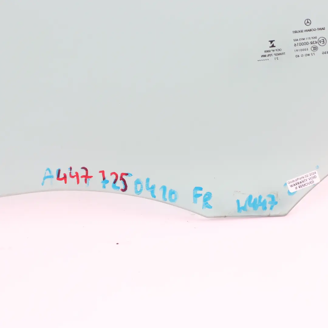 Vitres porte avant droite Glazing AS2 pour Mercedes Vito W447 à propos du numéro de pièce A4477250410 Mercedes Vito W447 Vitres porte avant droite Glazing AS2 - SKU A4477250410 - Numéro de pièce A4477250410