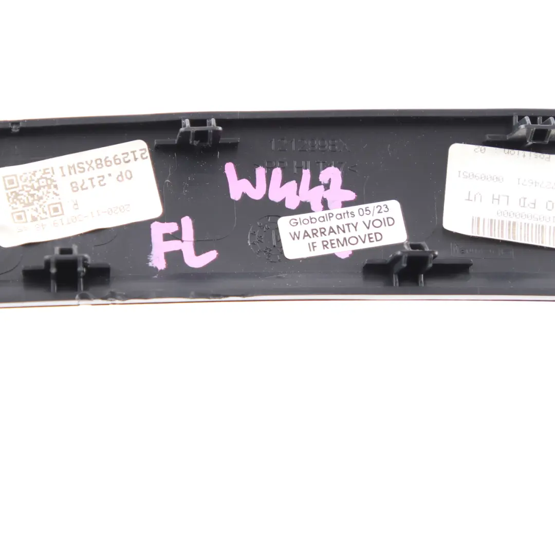 Carte de Porte Décor Garniture Bande Avant Gauche pour Mercedes W447 à propos du numéro de pièce A4477274671 Mercedes W447 Carte de Porte Décor Garniture Bande Avant Gauche - SKU A4477274671 - Numéro de pièce A4477274671