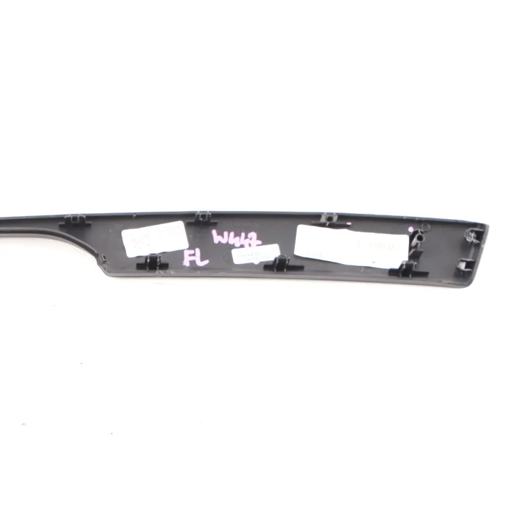 Mercedes W447 Scheda Porta Trim Decor Striscia Guarnizione Anteriore Sinistra - SKU A4477274671 - Numero di parte A4477274671