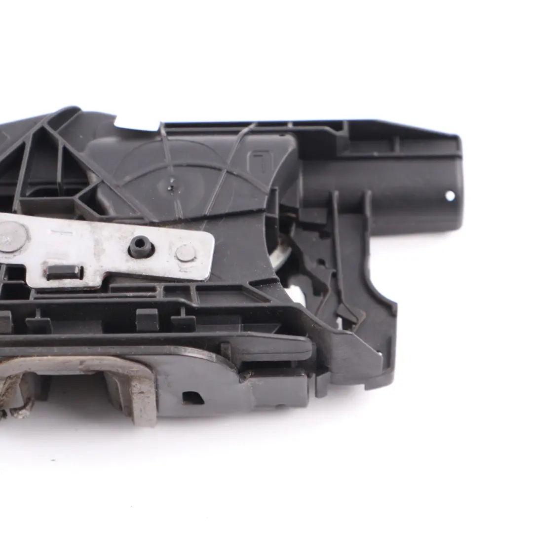 Serratura porta laterale scorrevole sinistra per Mercedes Vito W447 con numero di parte A4477300702 Mercedes Vito W447 Serratura porta laterale scorrevole sinistra - SKU A4477300702 - Numero di parte A4477300702