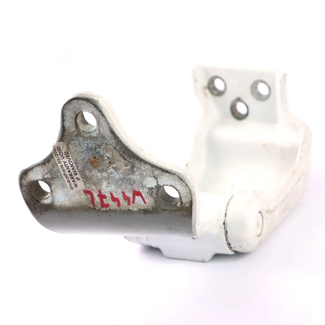 Charnière Mercedes Vito W447 Charnière inférieure gauche de la porte arrière pour à propos du numéro de pièce A4477400137 Charnière Mercedes Vito W447 Charnière inférieure gauche de la porte arrière - SKU A4477400137 - Numéro de pièce A4477400137