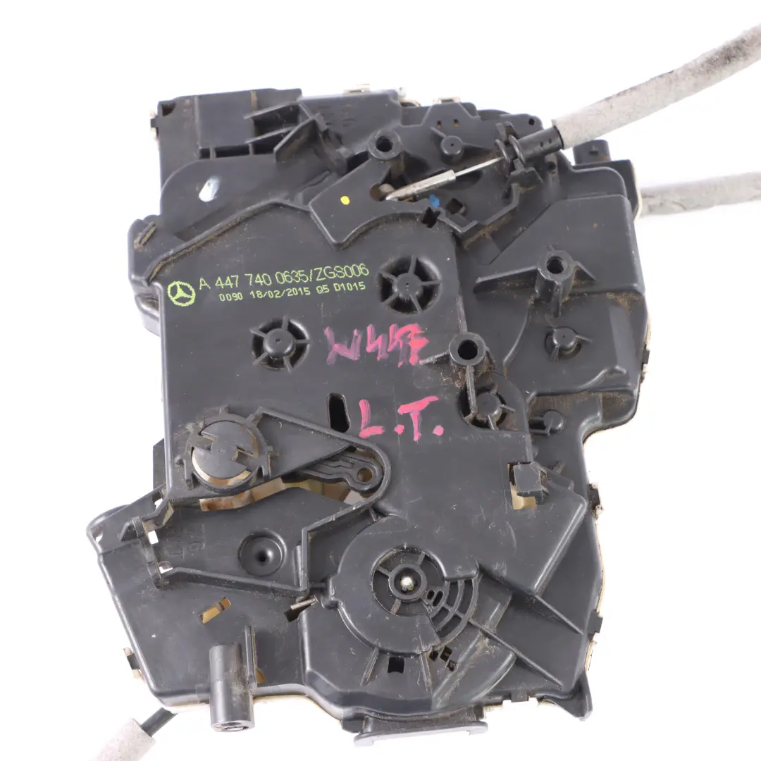 Cerradura Puerta Mercedes Vito W447 Parte Trasera Puerta Derecha Cerradura para con número de pieza A4477400635 Cerradura Puerta Mercedes Vito W447 Parte Trasera Puerta Derecha Cerradura - SKU A4477400635 - Número de pieza A4477400635