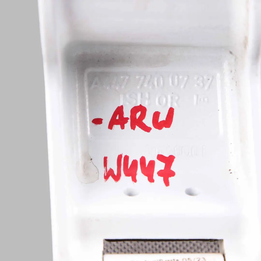 Door Hinge Rear Right O/S Upper Arctic White 9147 to Mercedes Vito W447 with Part number A4477400737 Mercedes Vito W447 Door Hinge Rear Right O/S Upper Arctic White 9147 - SKU A4477400737-ARW - Part number A4477400737
