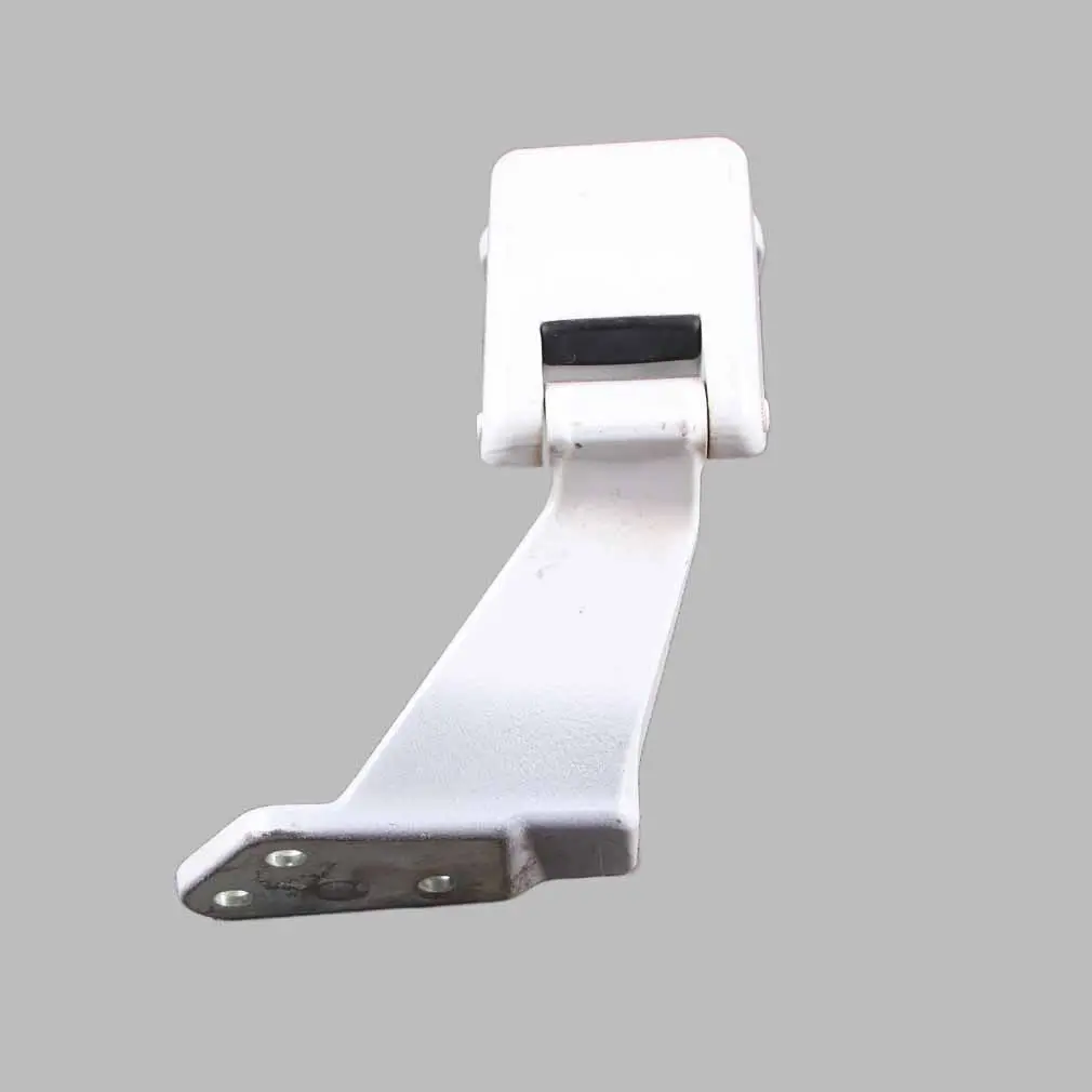 Charnière porte arrière droite supérieure Arctic White 9147 pour Mercedes Vito W447 à propos du numéro de pièce A4477400737 Mercedes Vito W447 Charnière porte arrière droite supérieure Arctic White 9147 - SKU A4477400737-ARW - Numéro de pièce A4477400737